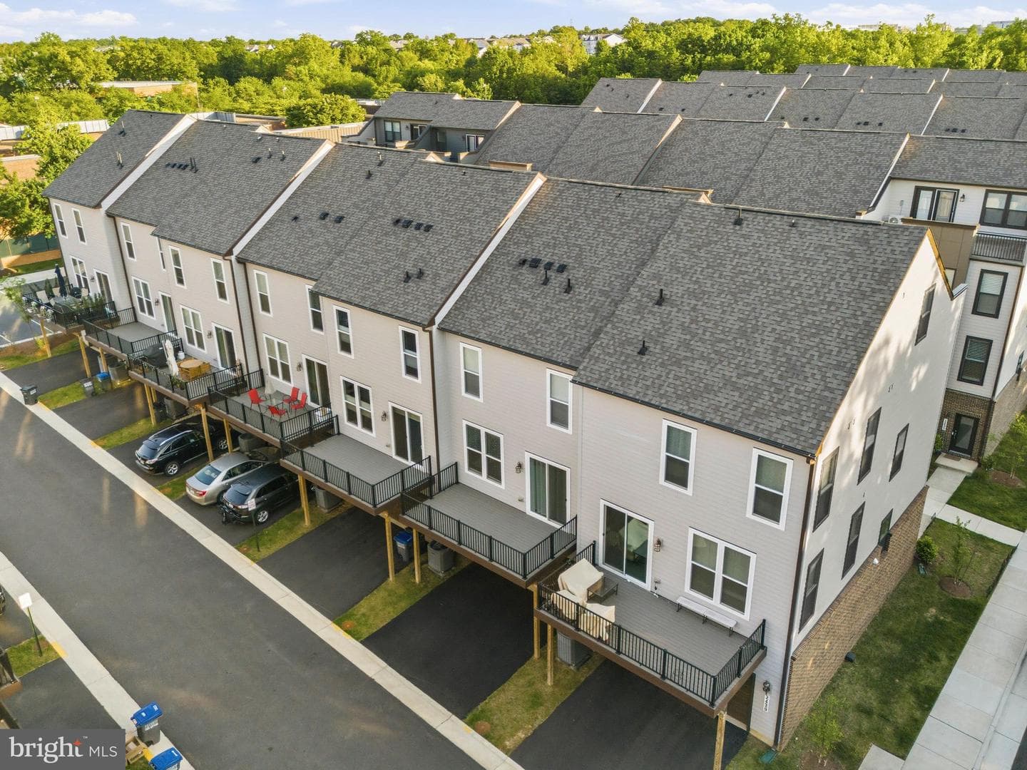 2433 Liberty Loop photo 40