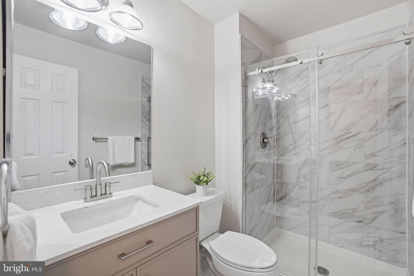 1495 Church Hill Place photo 17
