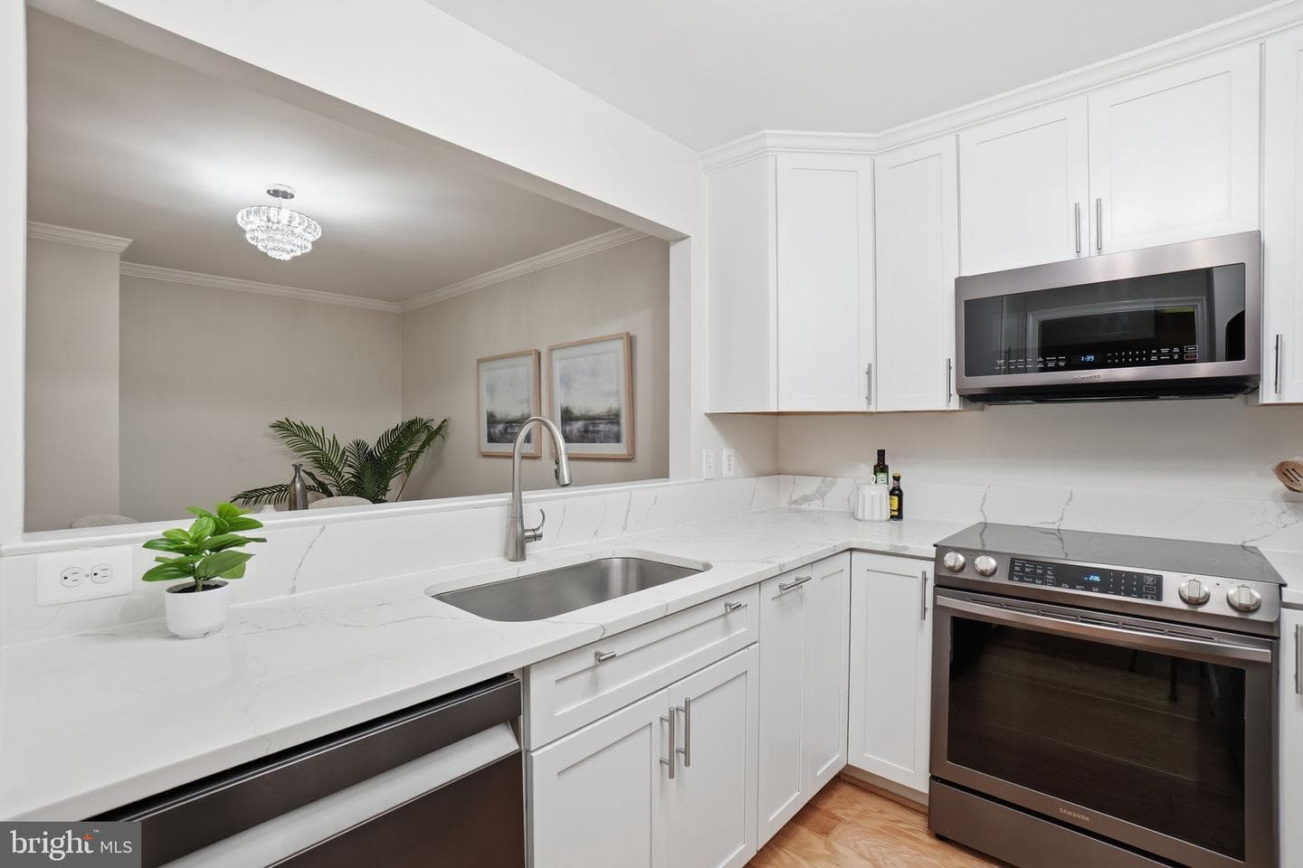 1495 Church Hill Place photo 3