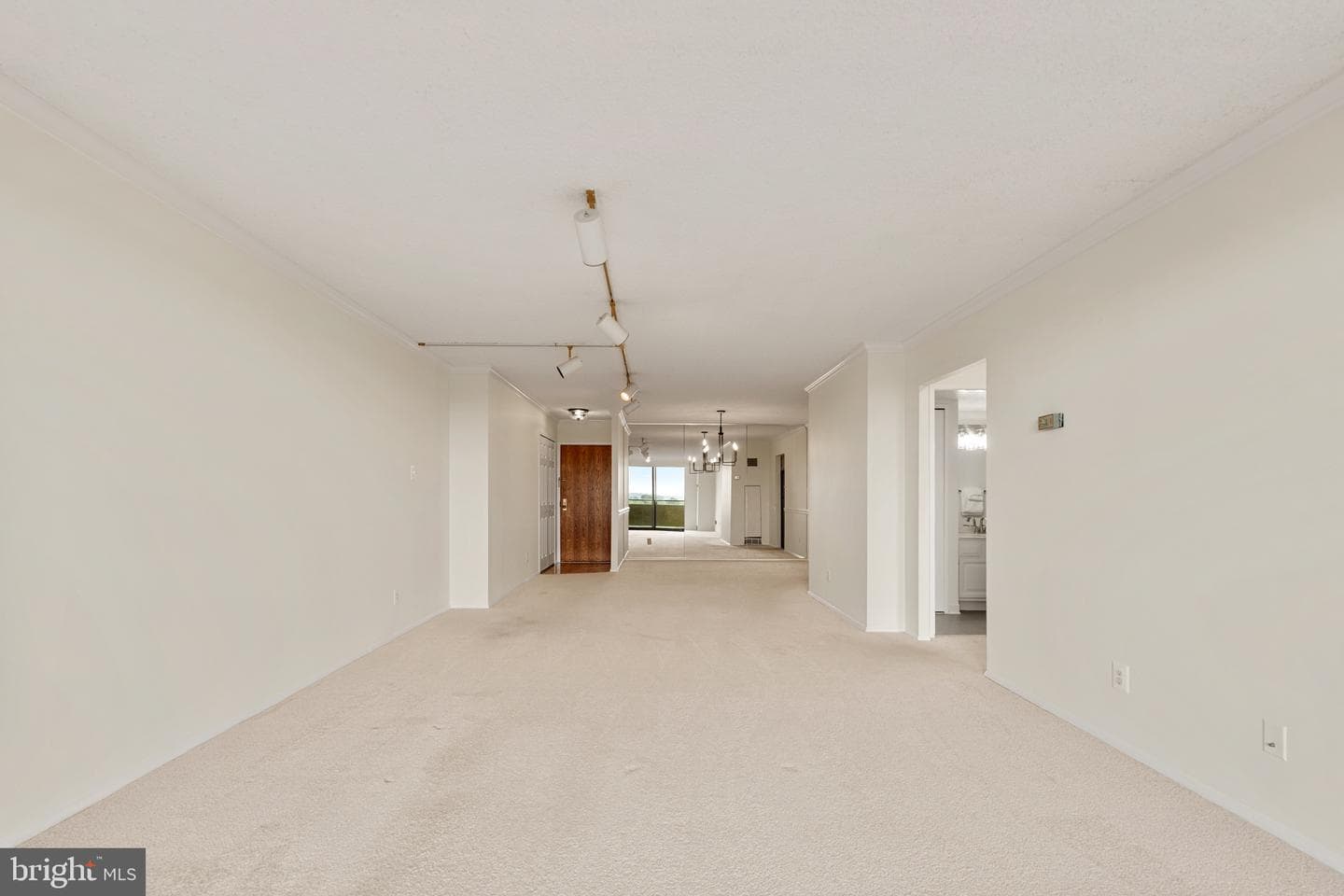 1800 Old Meadow Road #909 photo 16