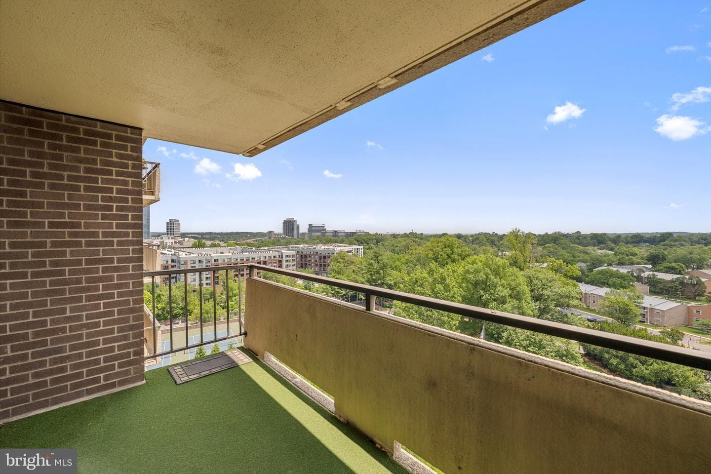 1800 Old Meadow Road #909 photo 6