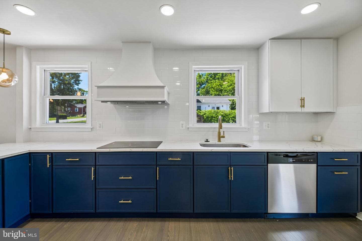 2820 Franklin Street photo 16