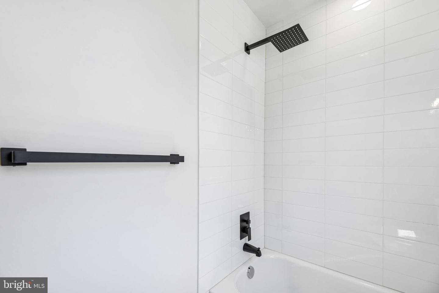 2820 Franklin Street photo 40