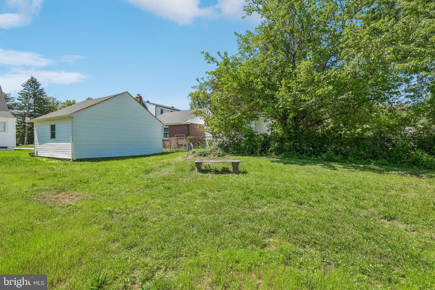 2820 Franklin Street photo 77