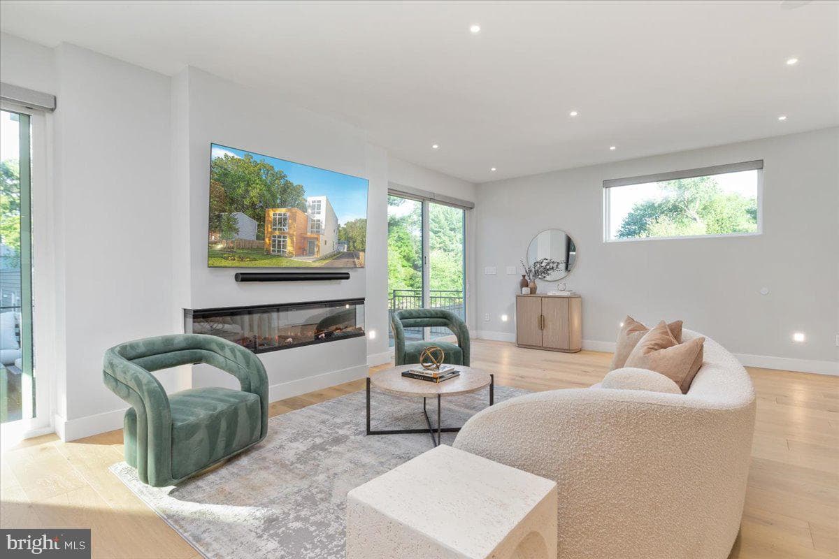 2841 Edgelea Road photo 19