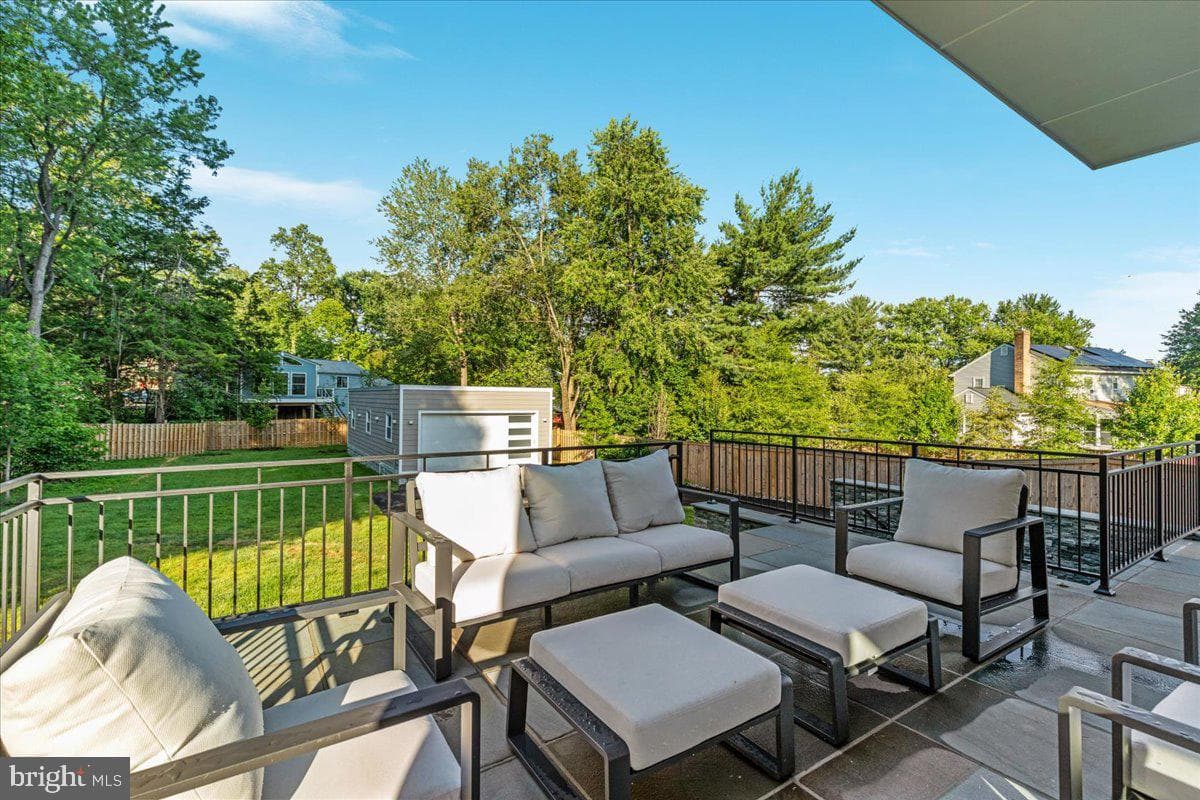 2841 Edgelea Road photo 59