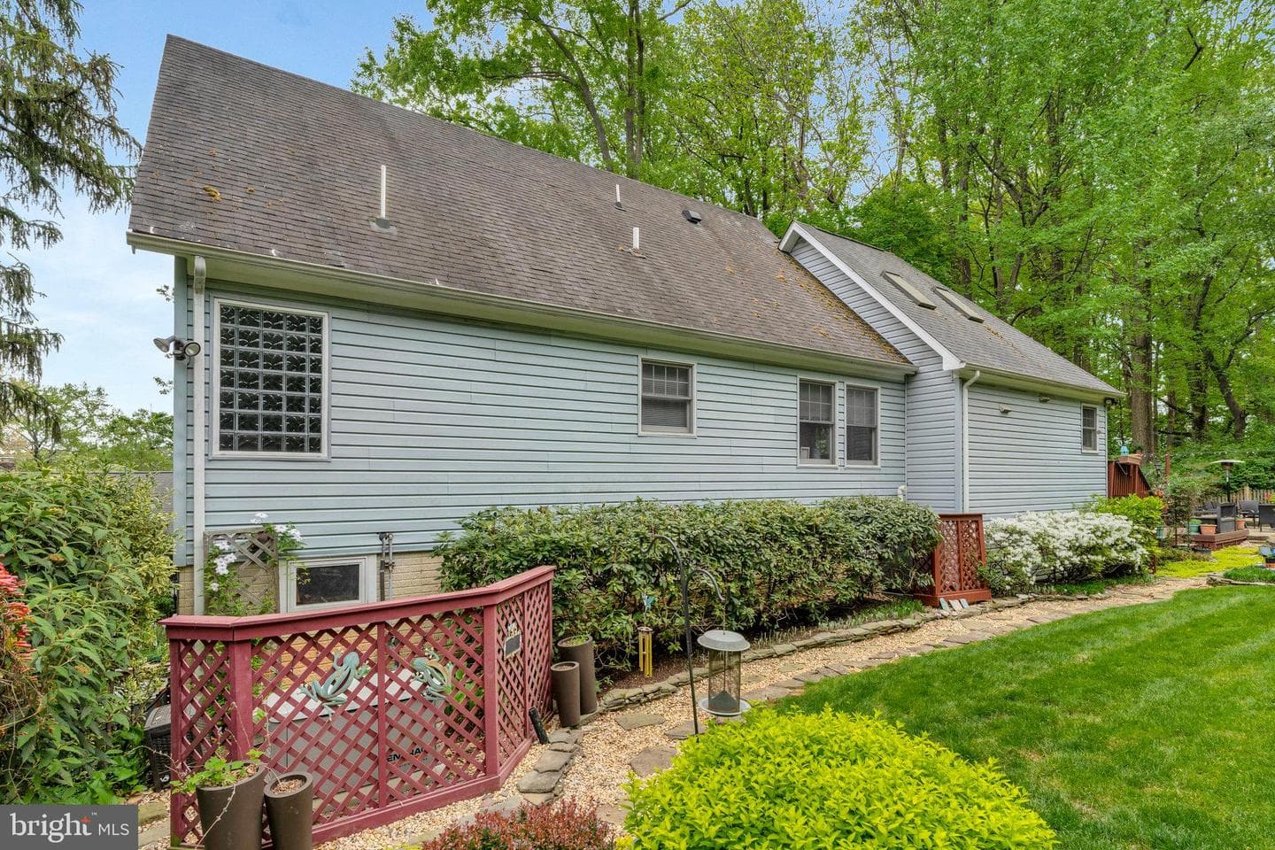 2812 Rosemary Lane photo 9