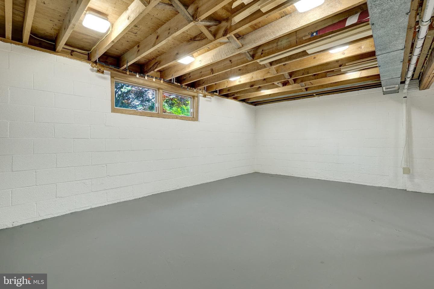 822 Walker Road photo 13