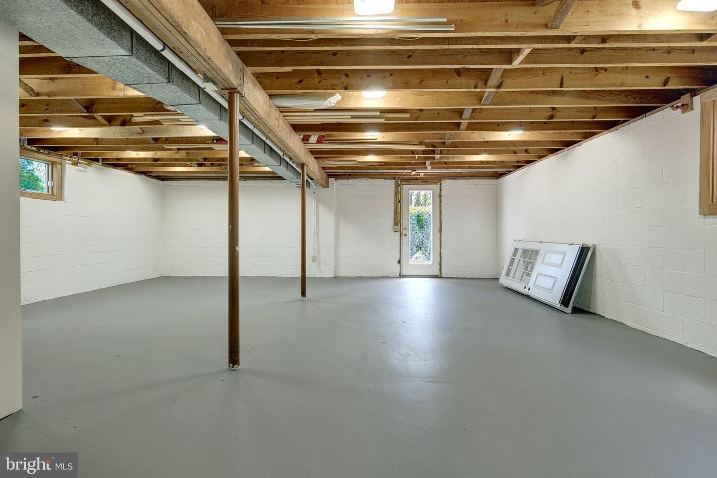 822 Walker Road photo 14