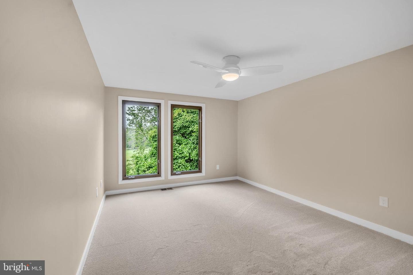 1806 N Shore Ct photo 34