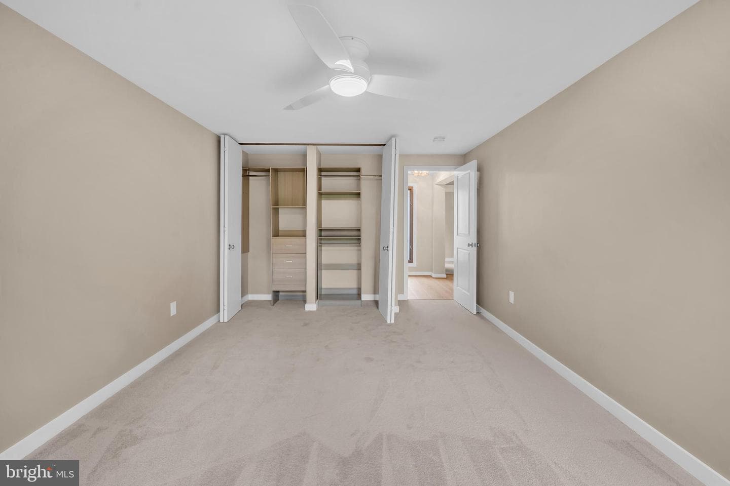 1806 N Shore Ct photo 35