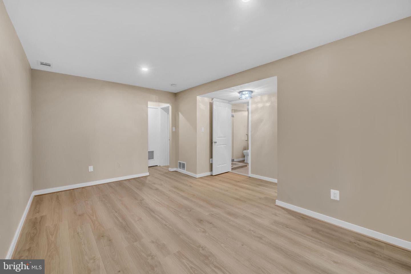 1806 N Shore Ct photo 42