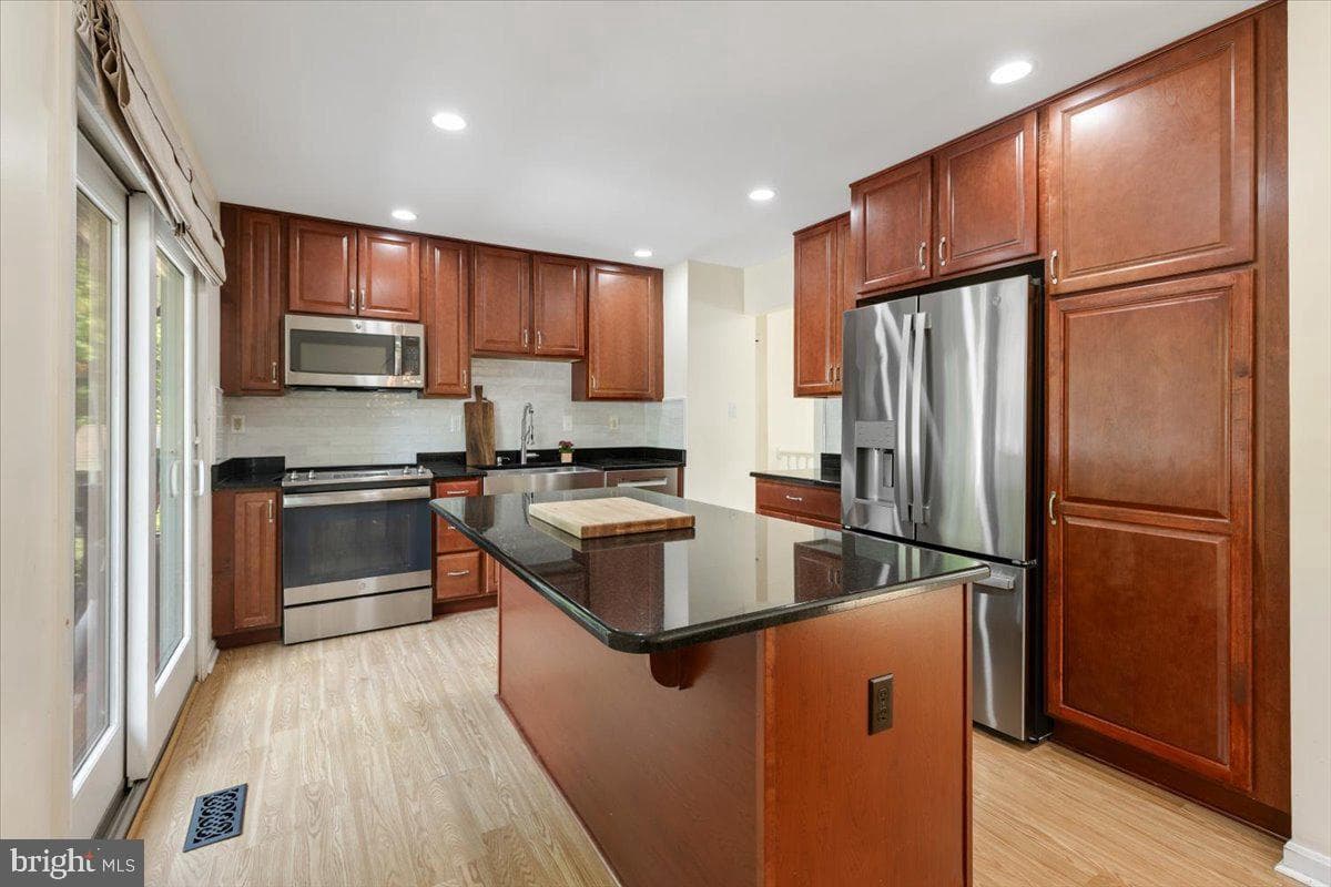 7001 Spur Road photo 12