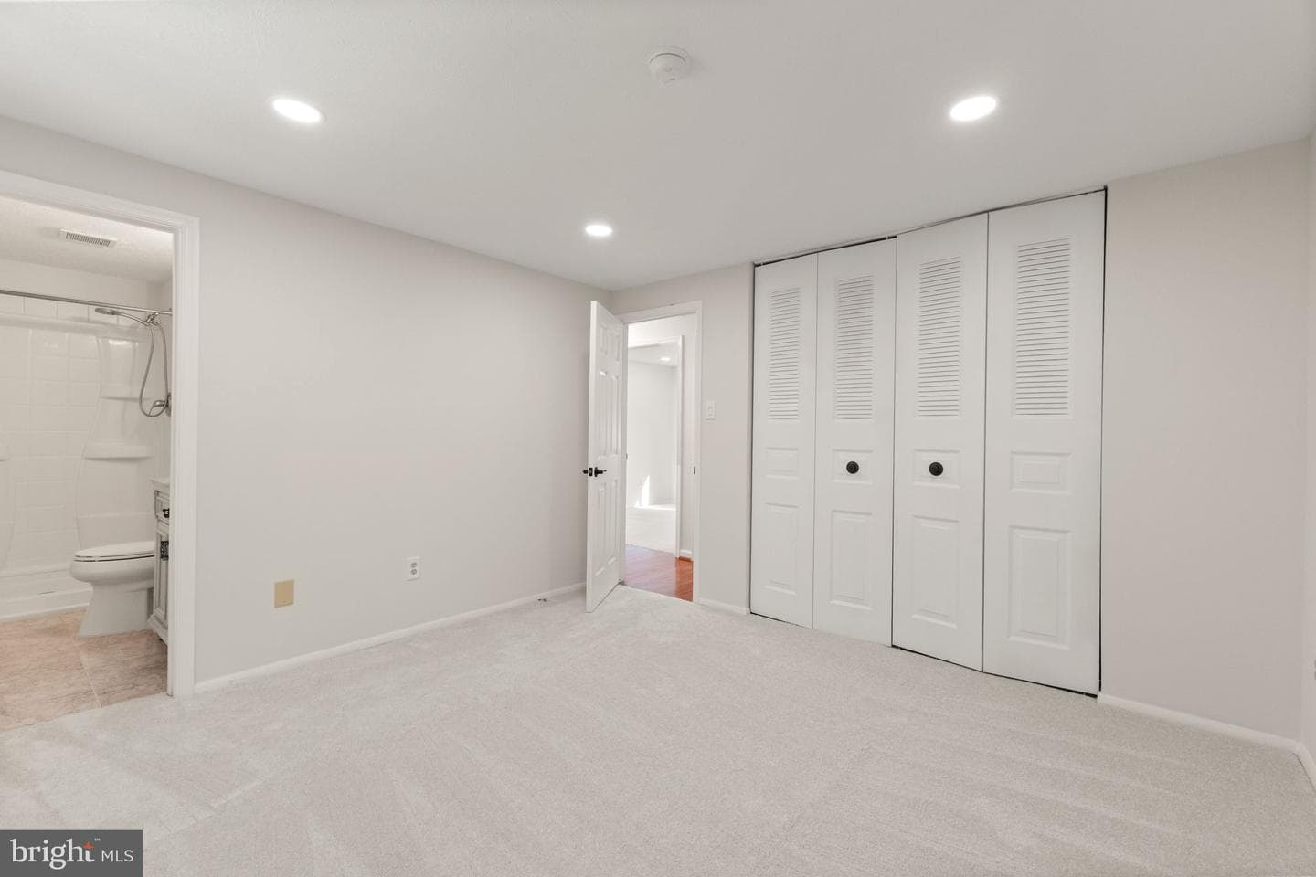 8494 Summer Breeze Lane photo 19