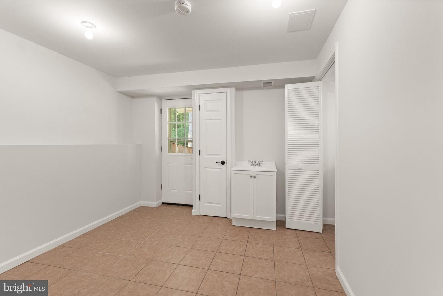 8494 Summer Breeze Lane photo 32