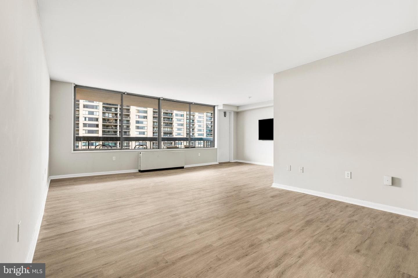 3701 S George Mason Drive #916n photo 11