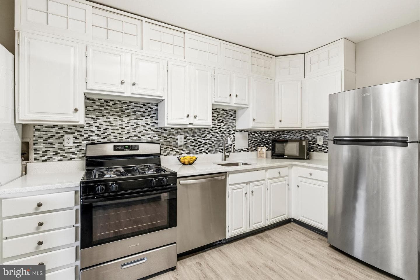 3701 S George Mason Drive #916n photo 7