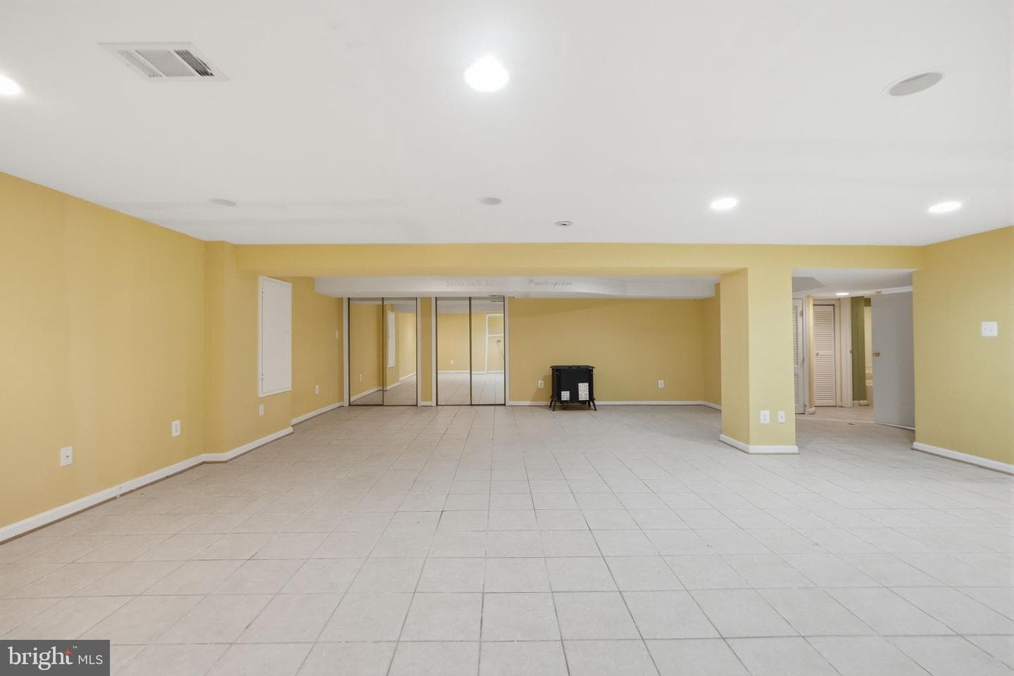 826 Van Buren Street photo 30