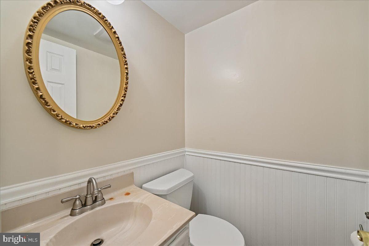 7592 Ruxton Drive photo 22