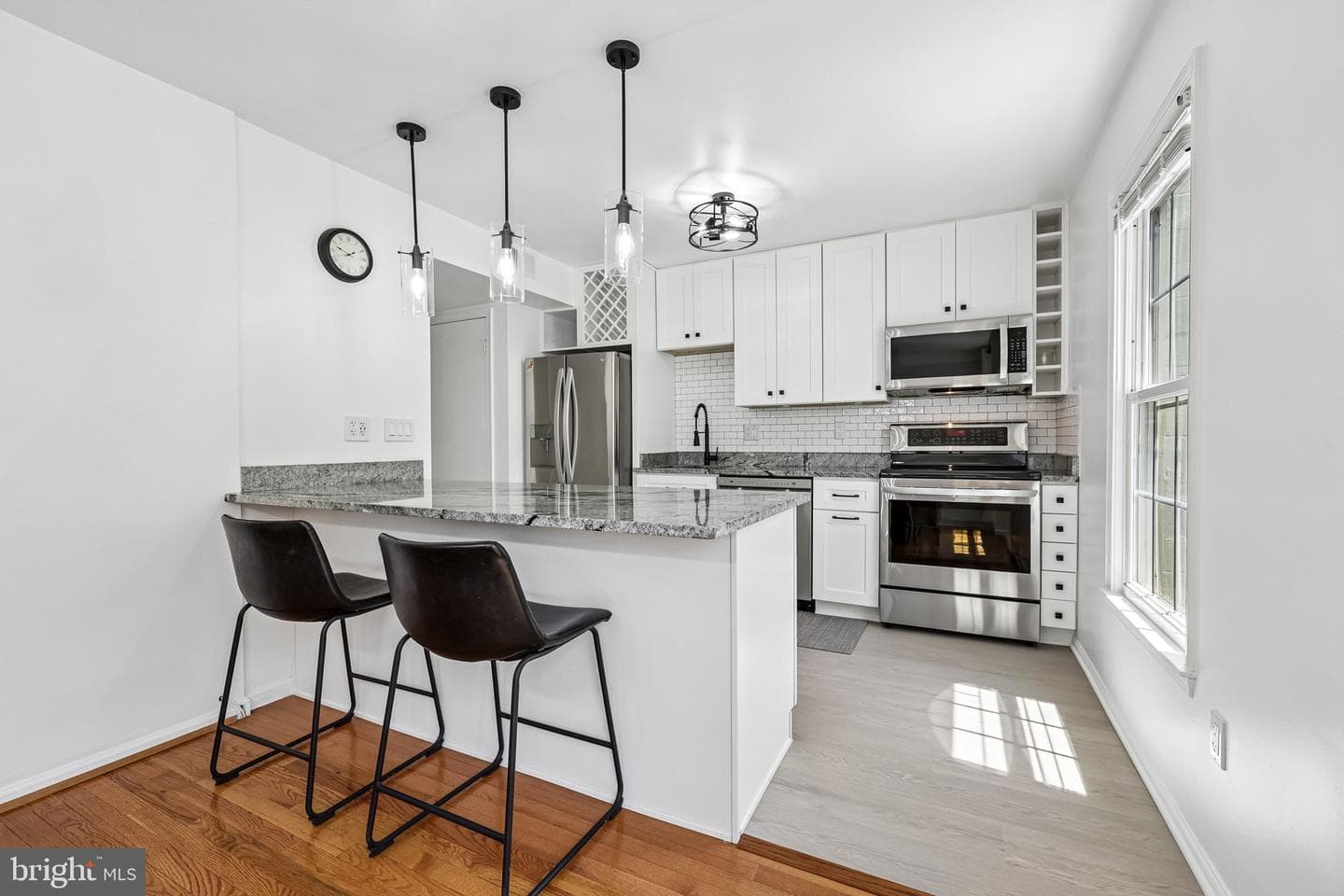 8561 Dellway Lane, Vienna