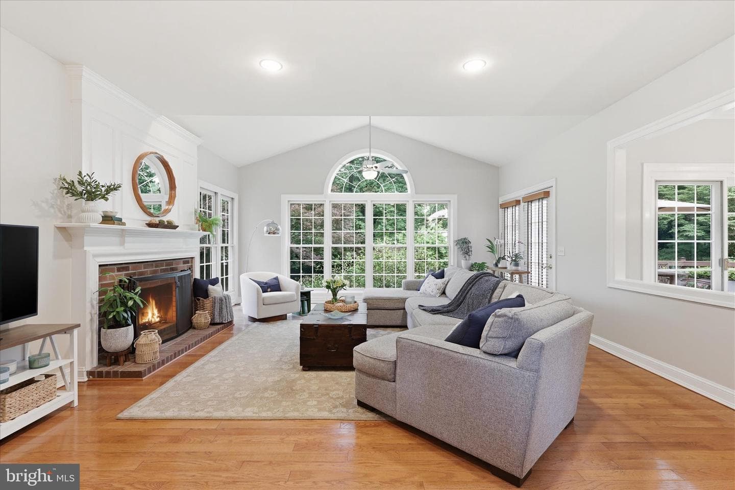 11711 Saddle Crescent Circle photo 4