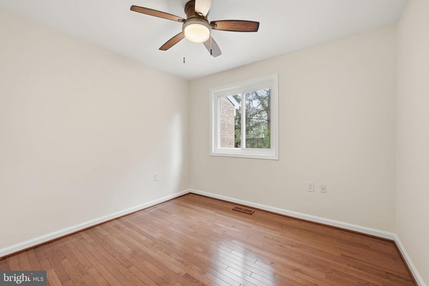 5862 Kara Place photo 17