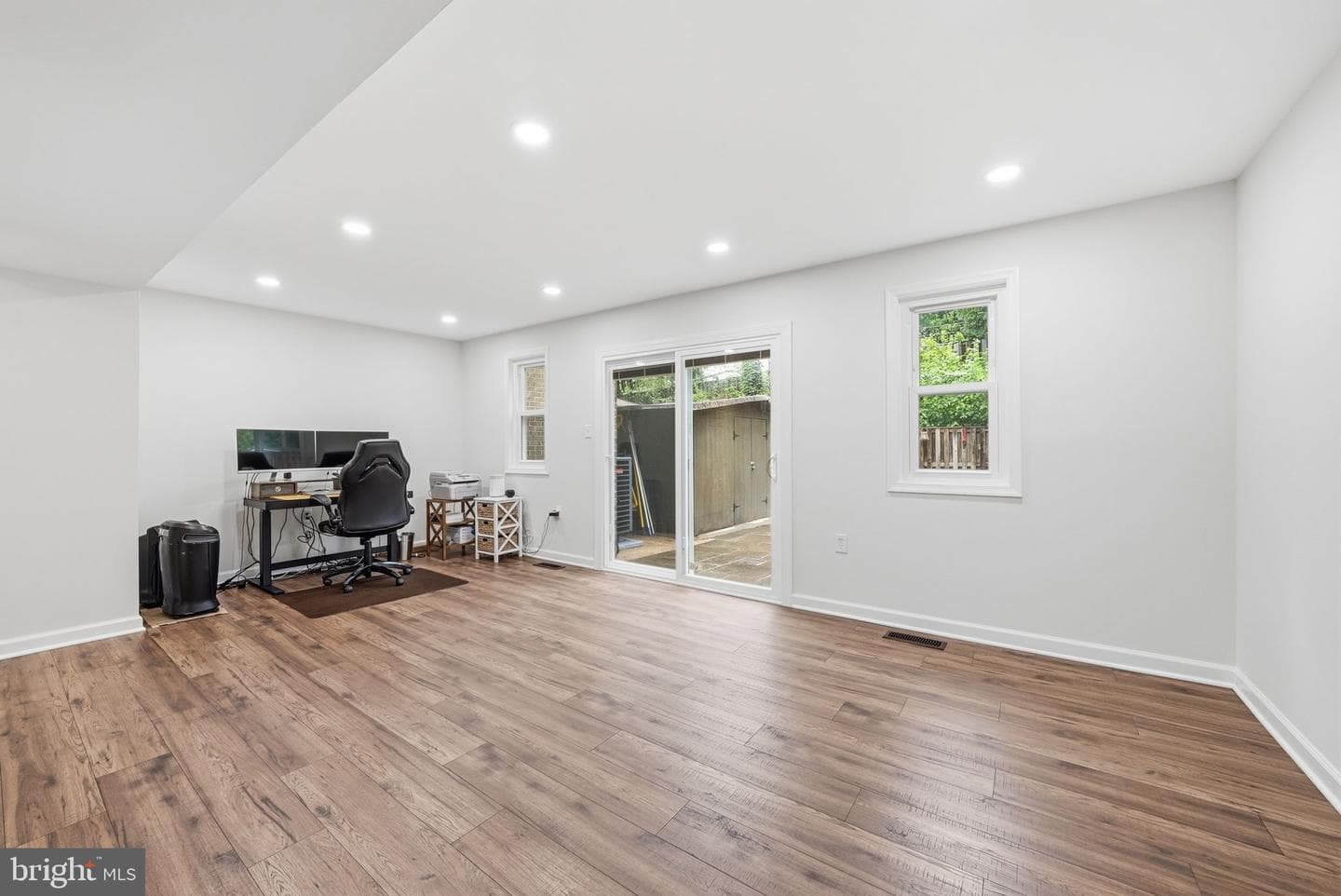 5862 Kara Place photo 9