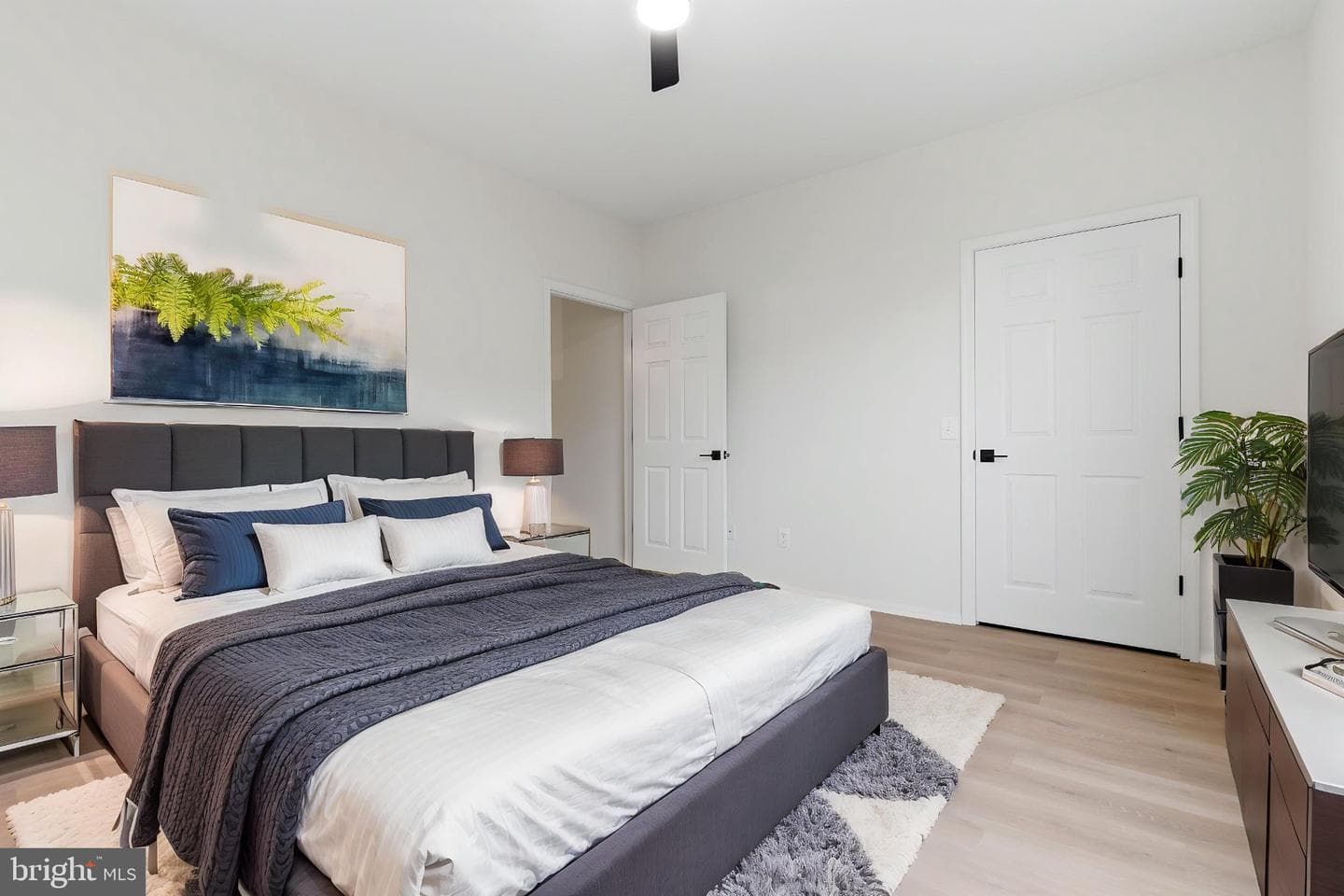 1580 Spring Gate Drive #4303 photo 5