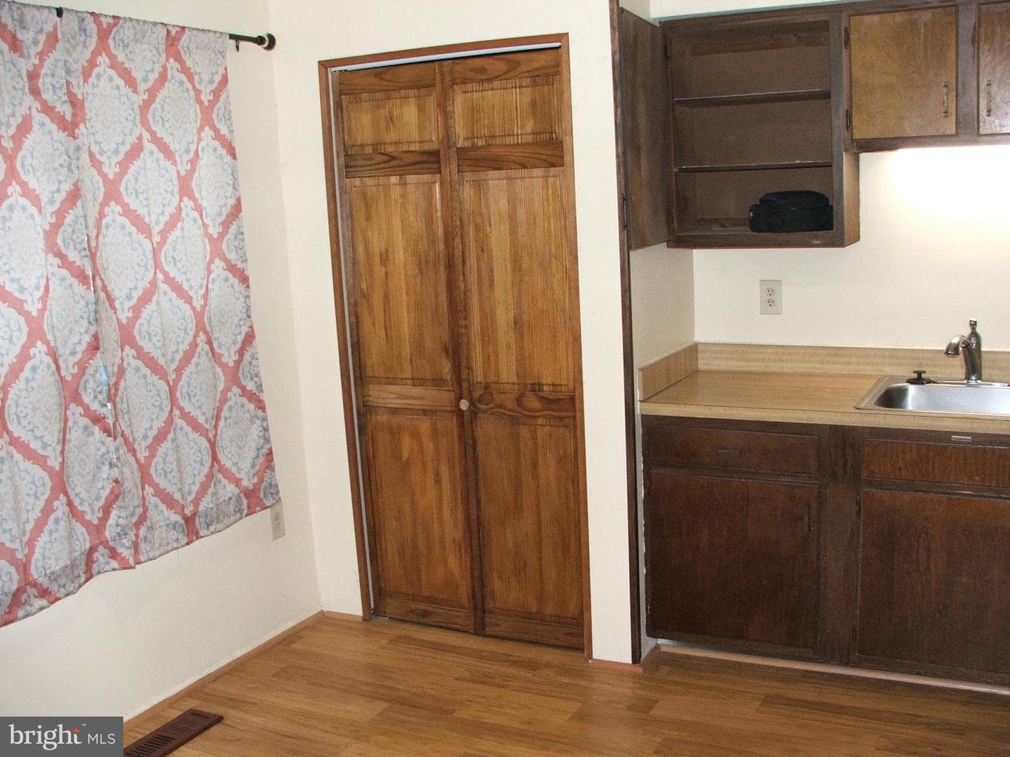 10210 Sassafras Woods Court photo 6