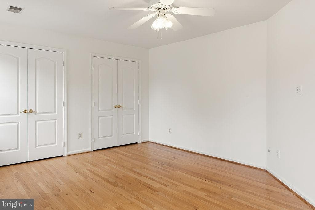 10008 Leamoore Lane photo 35