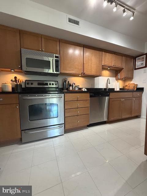 2230 George C Marshall Drive #712 photo 19