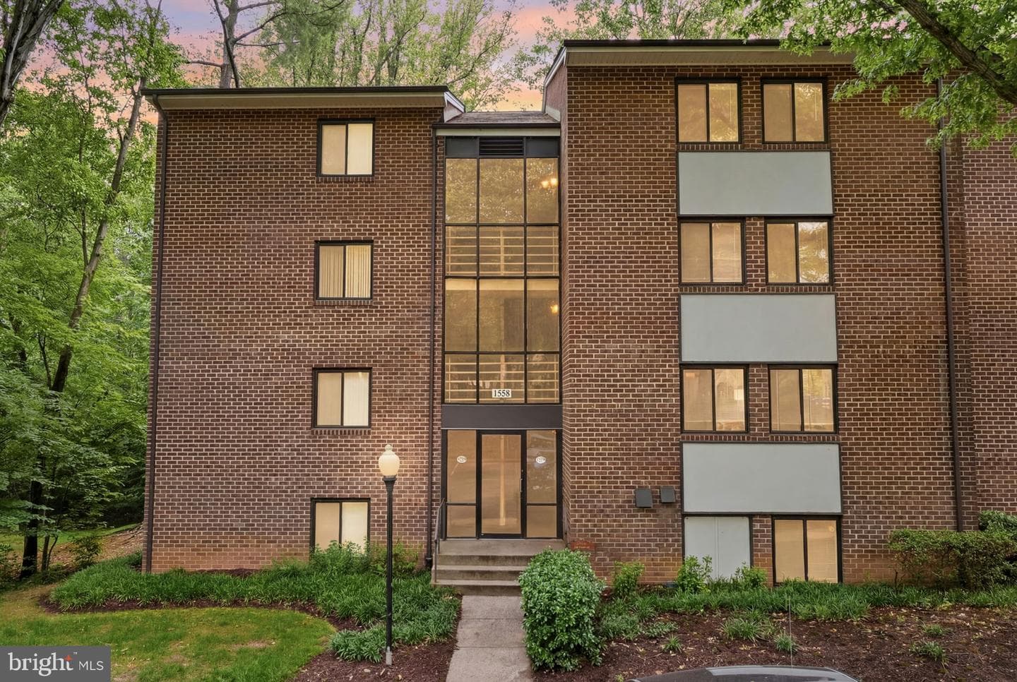 1558 Northgate Square #32b, Reston