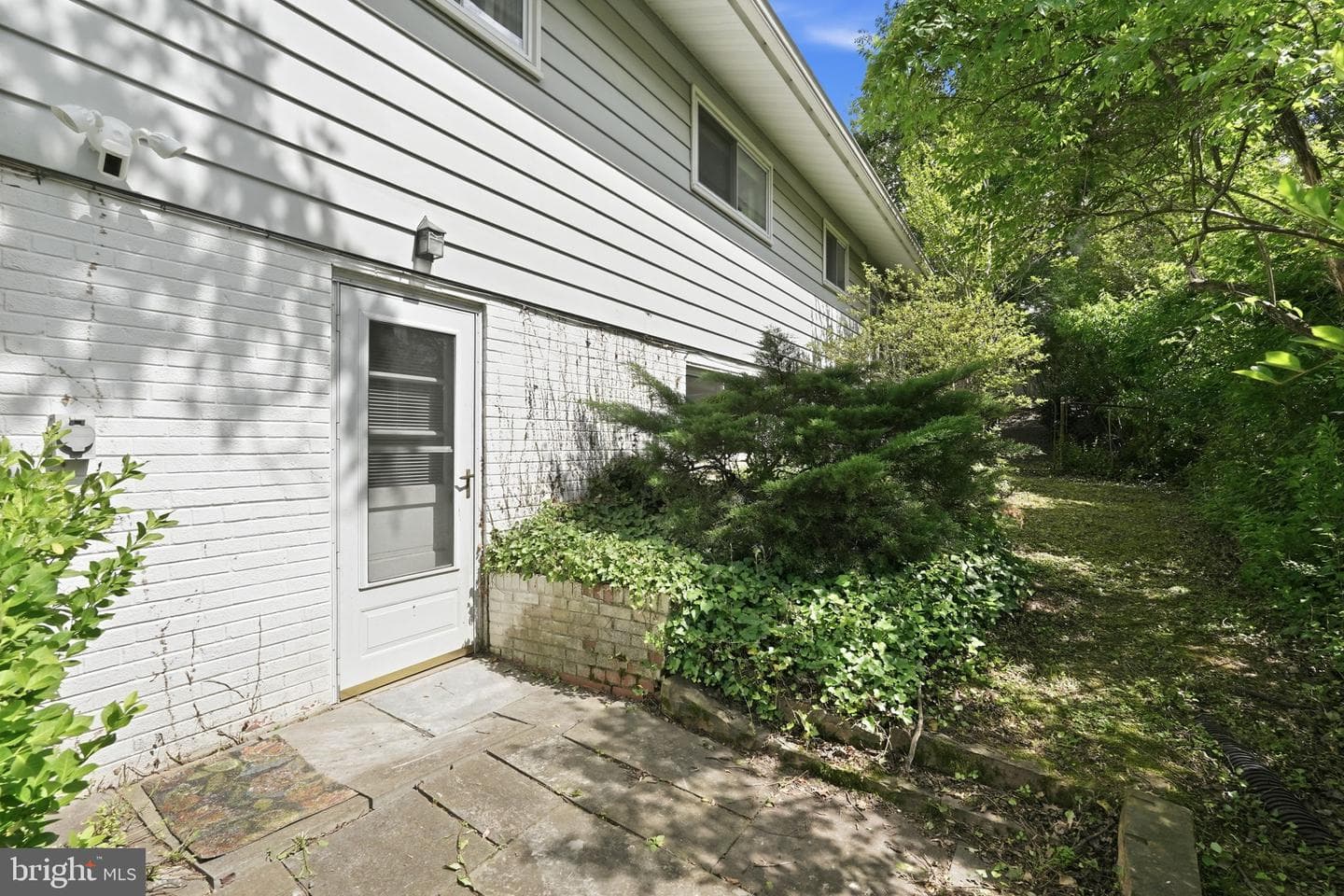 6817 Valley Brook Drive photo 32