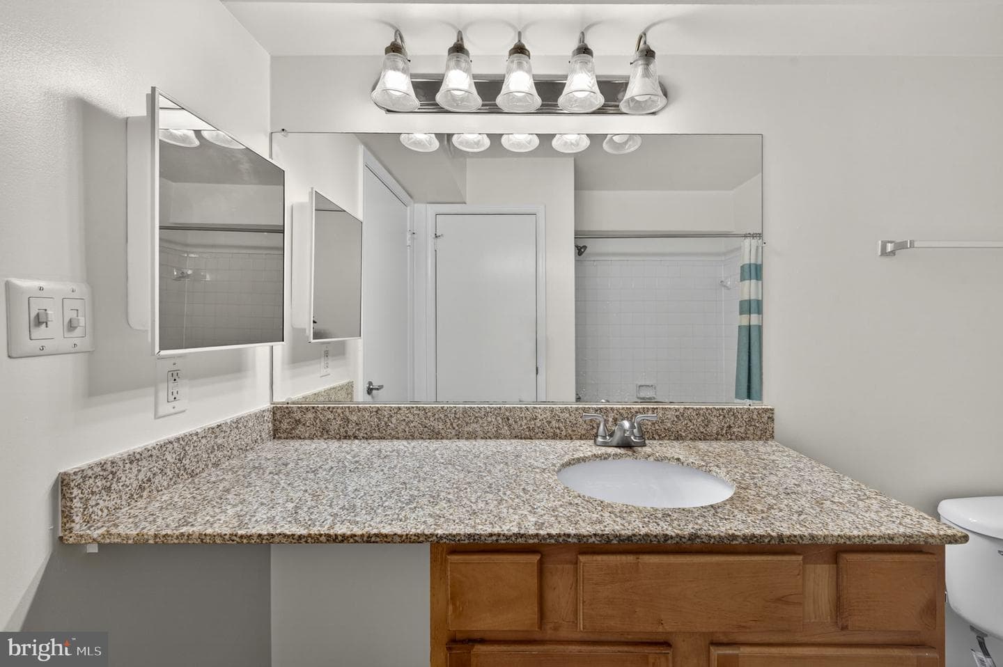 3179 Summit Square Drive #2-E1 photo 32