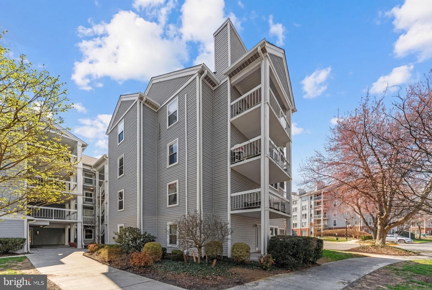 3179 Summit Square Drive #2-E1 photo 38