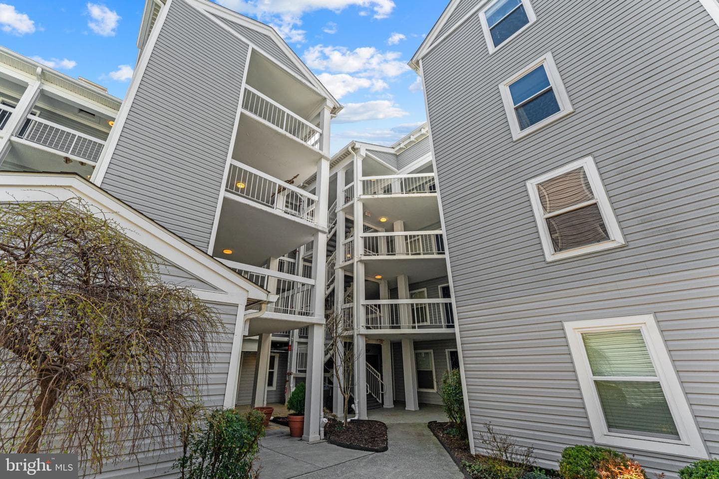 3179 Summit Square Drive #2-E1 photo 39