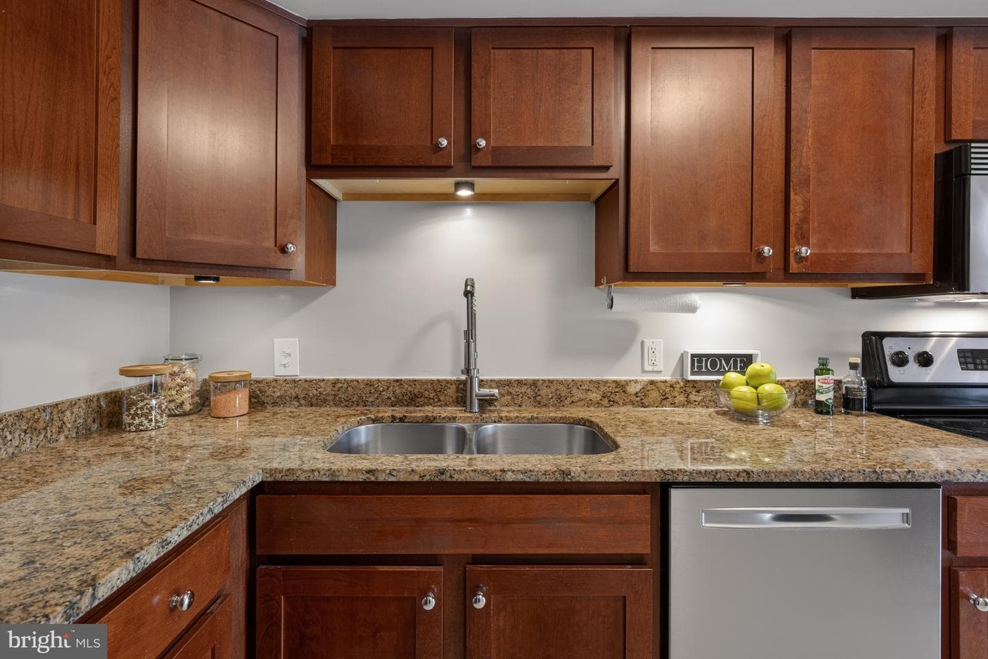 2230 George C Marshall Drive #517 photo 18