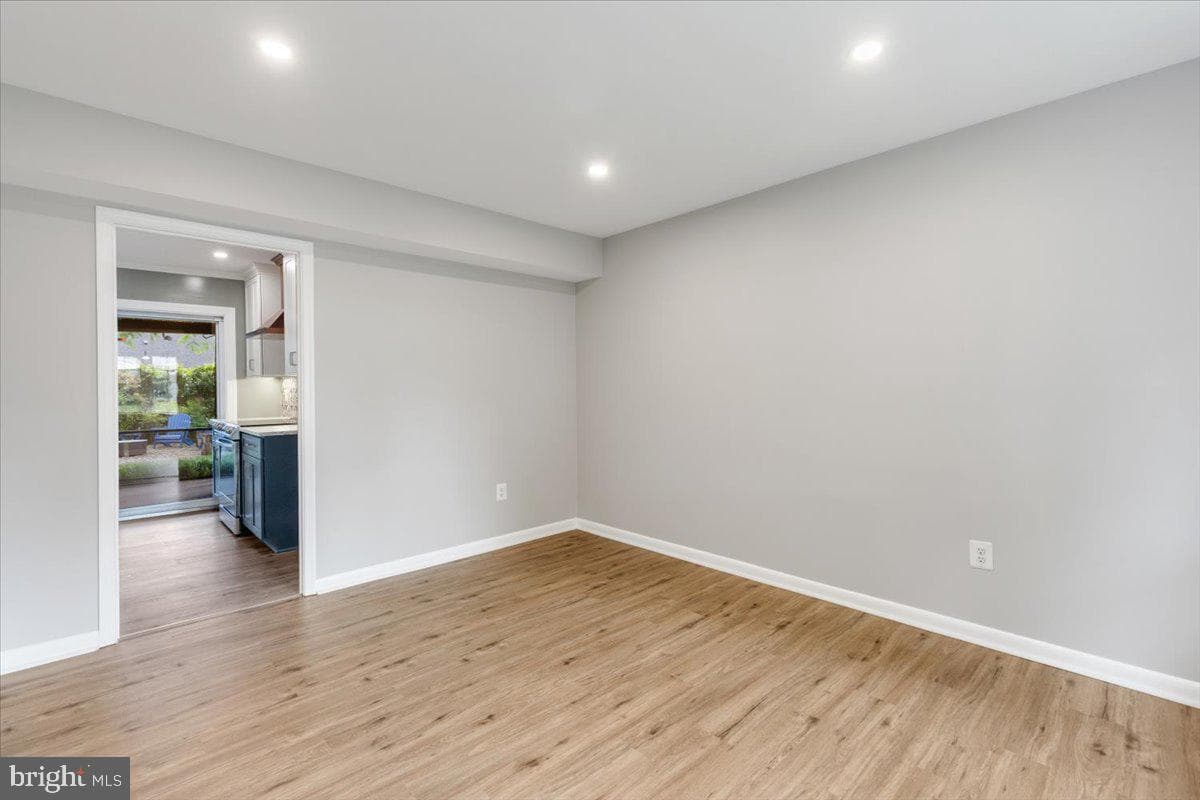 13107 Parson Lane photo 9
