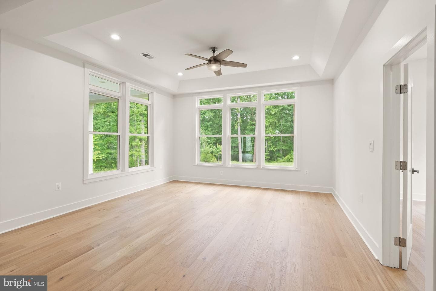 6468 Windham Avenue photo 34