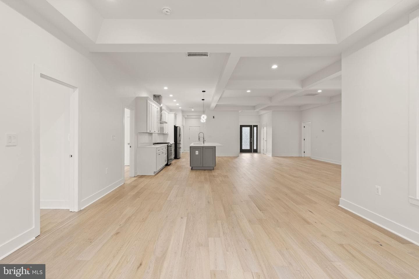 6468 Windham Avenue photo 35