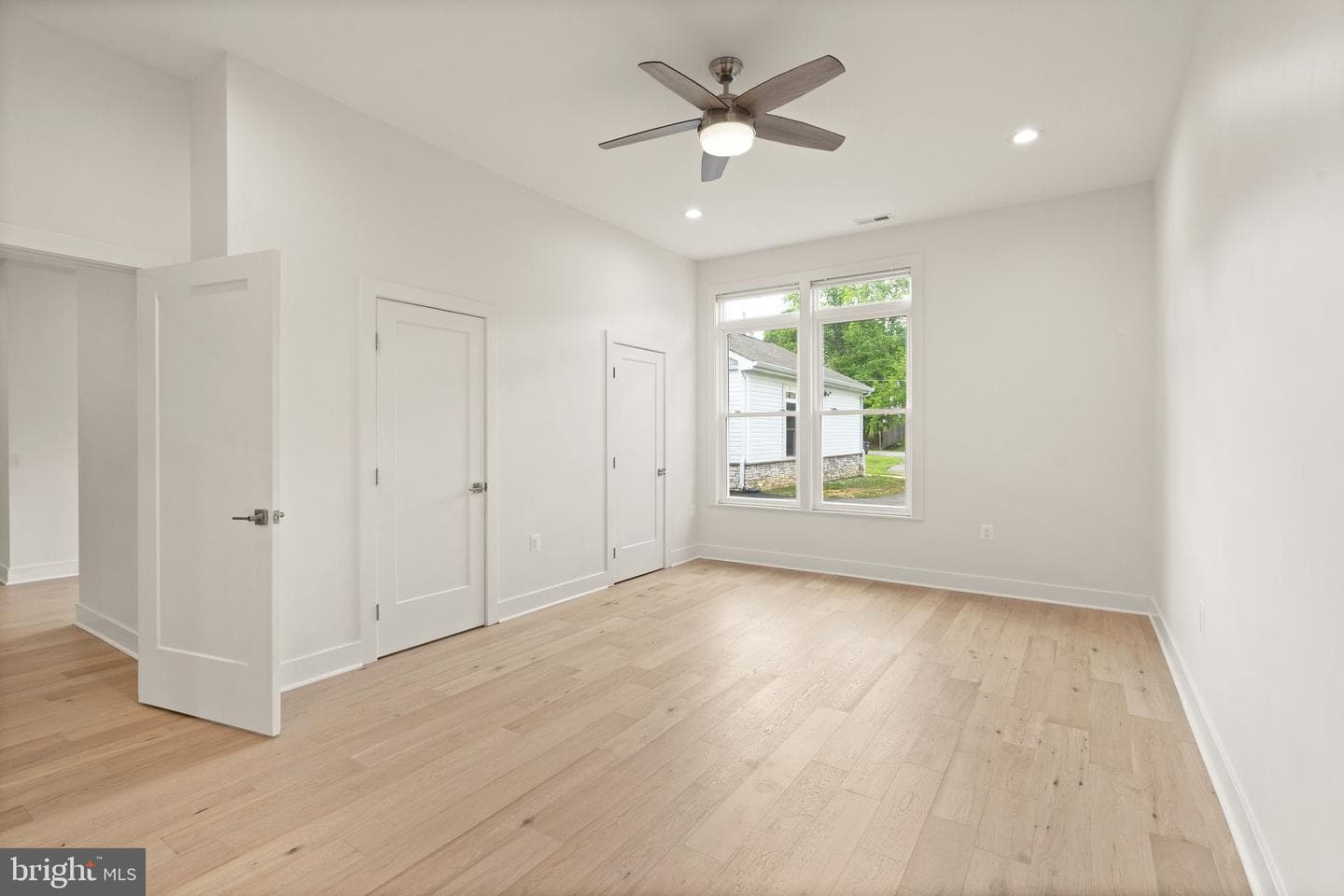 6468 Windham Avenue photo 42