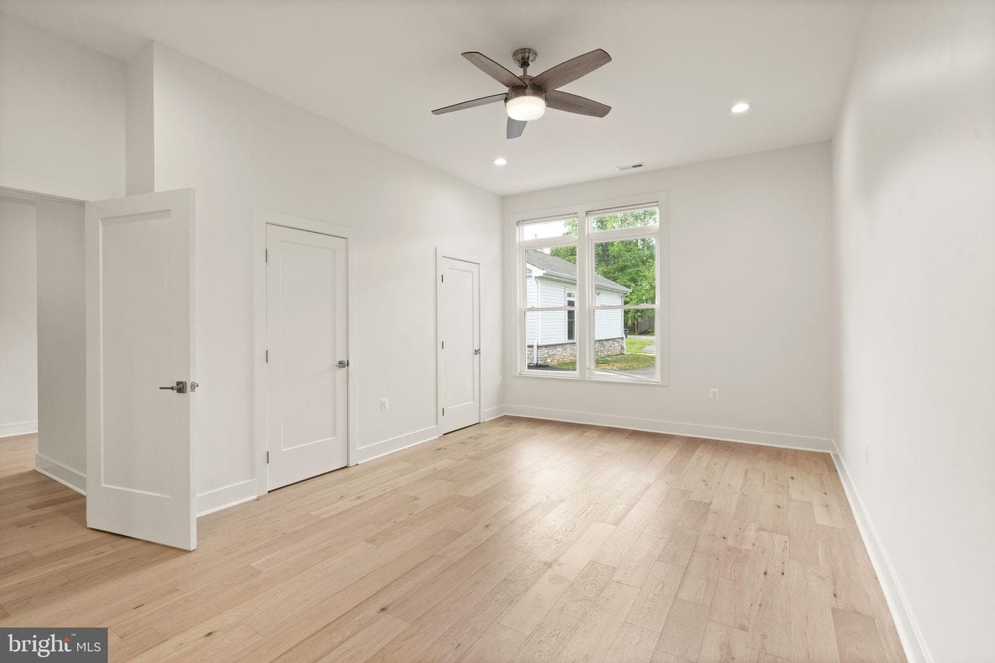 6468 Windham Avenue photo 43