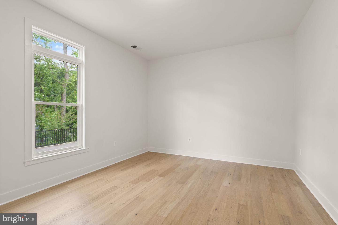 6468 Windham Avenue photo 92
