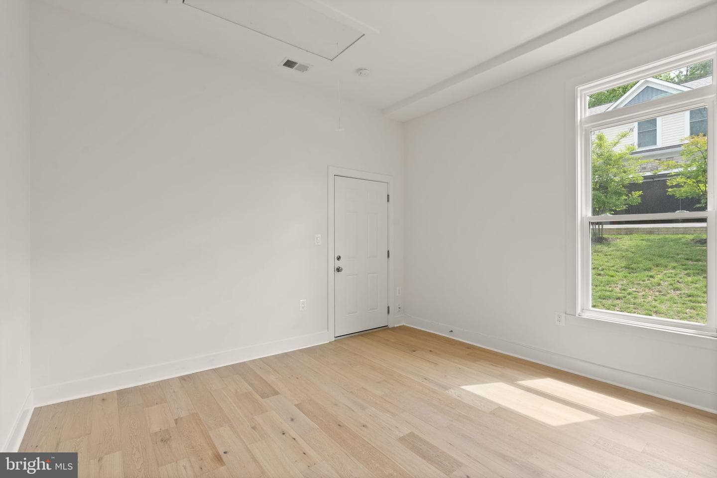 6468 Windham Avenue photo 94