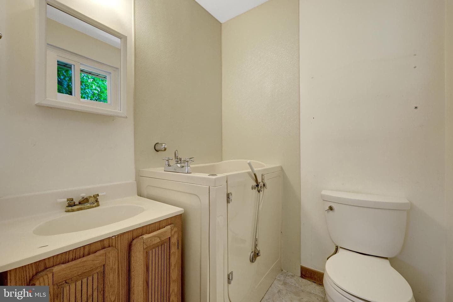 8803 Kenilworth Drive photo 18