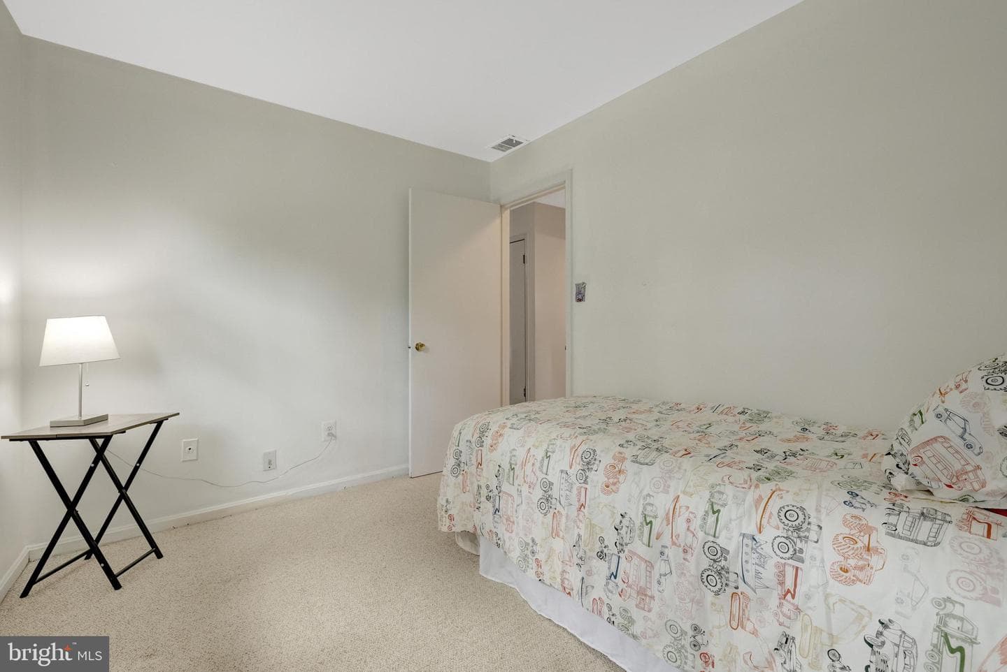 8803 Kenilworth Drive photo 23