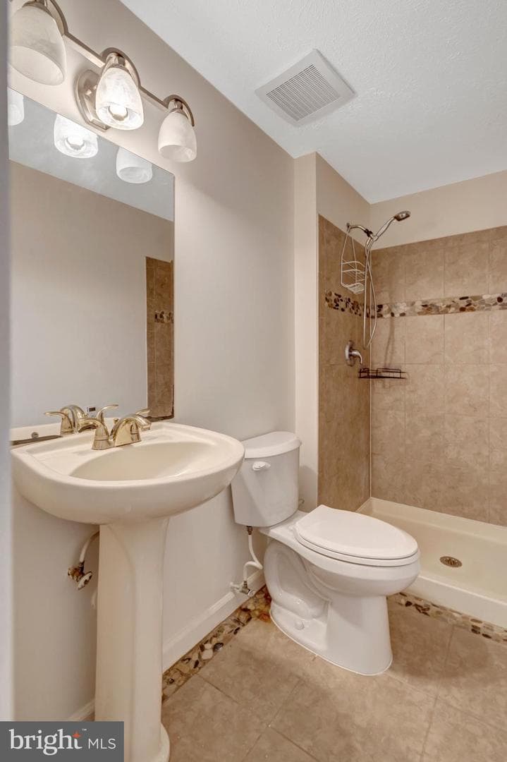 5759 Heming Avenue photo 35