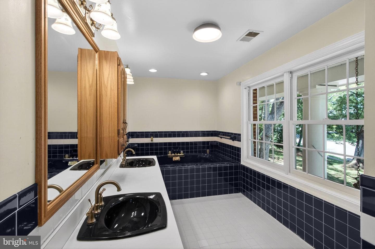 8130 Viola Street photo 38