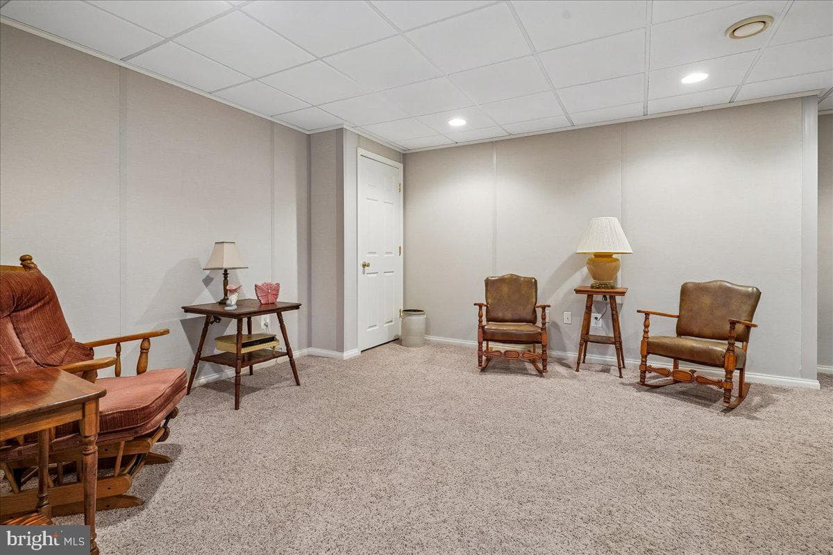 7826 Preakness Lane photo 45