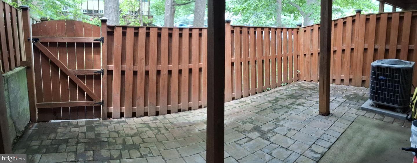 4406 Forest Glen Court photo 33